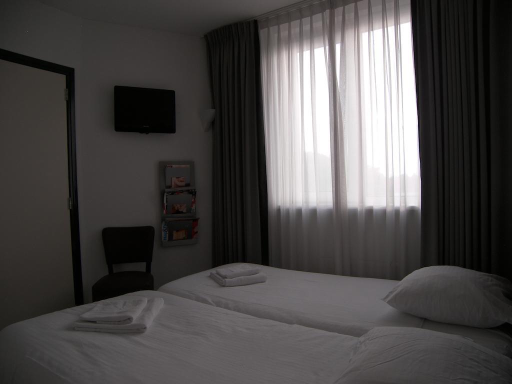 Hotel De Markt Valkenswaard Exteriör bild
